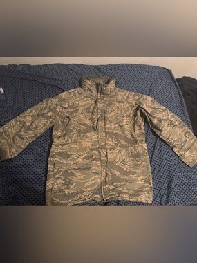 Gore-Tex Military Grade Waterproof Size Small